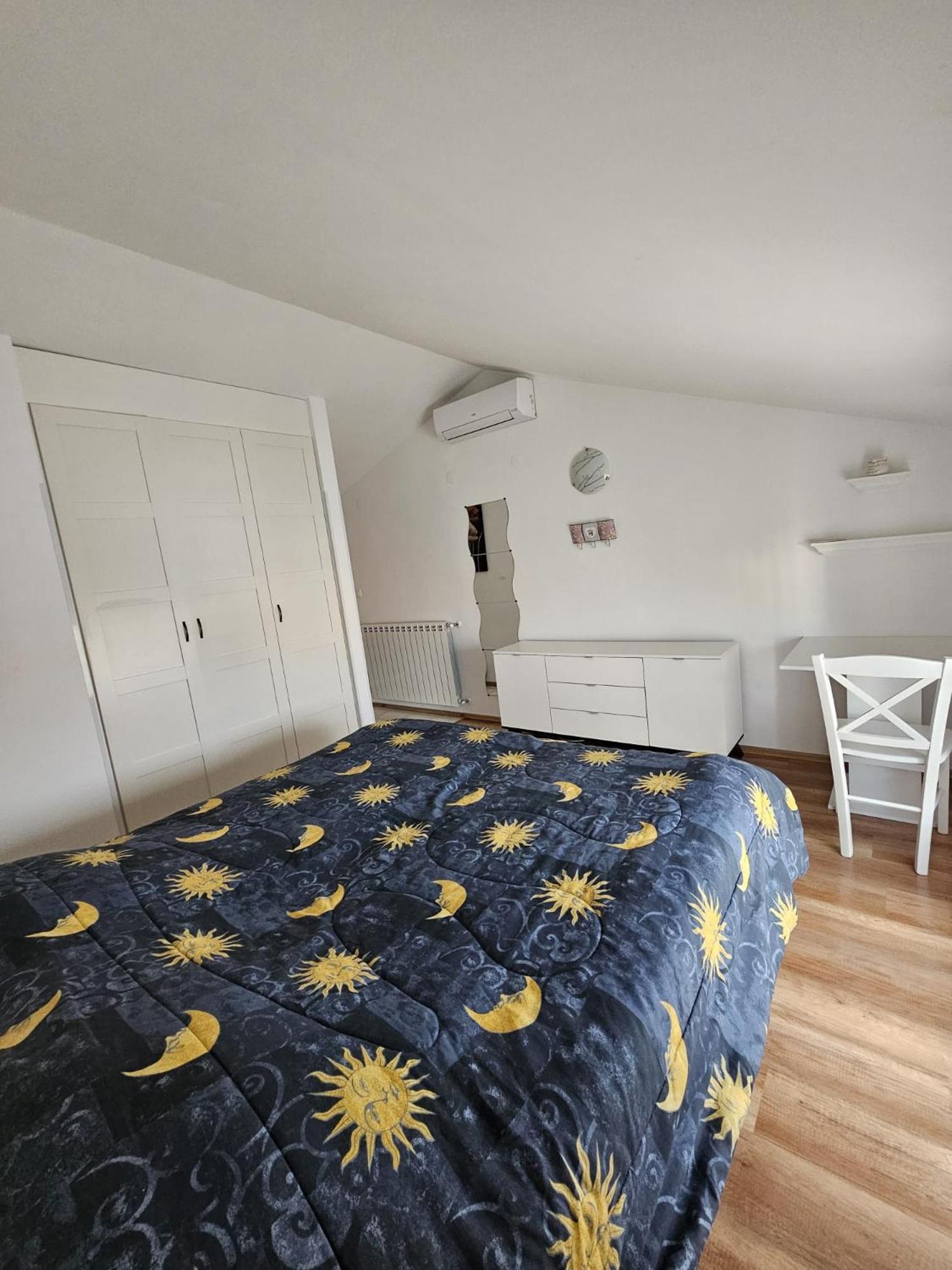 Apartment Thea Пула Екстериор снимка
